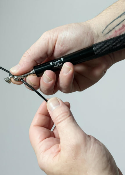 DanRaw Pro Jump Rope, Skipping Rope for Boxing, Fitness, Speed Rope, Adjustable Workout Skipping Rope for Men, Women, Boys, Girls, Side Mounted Easy Adjust, Aluminium Handle, Steel Wire